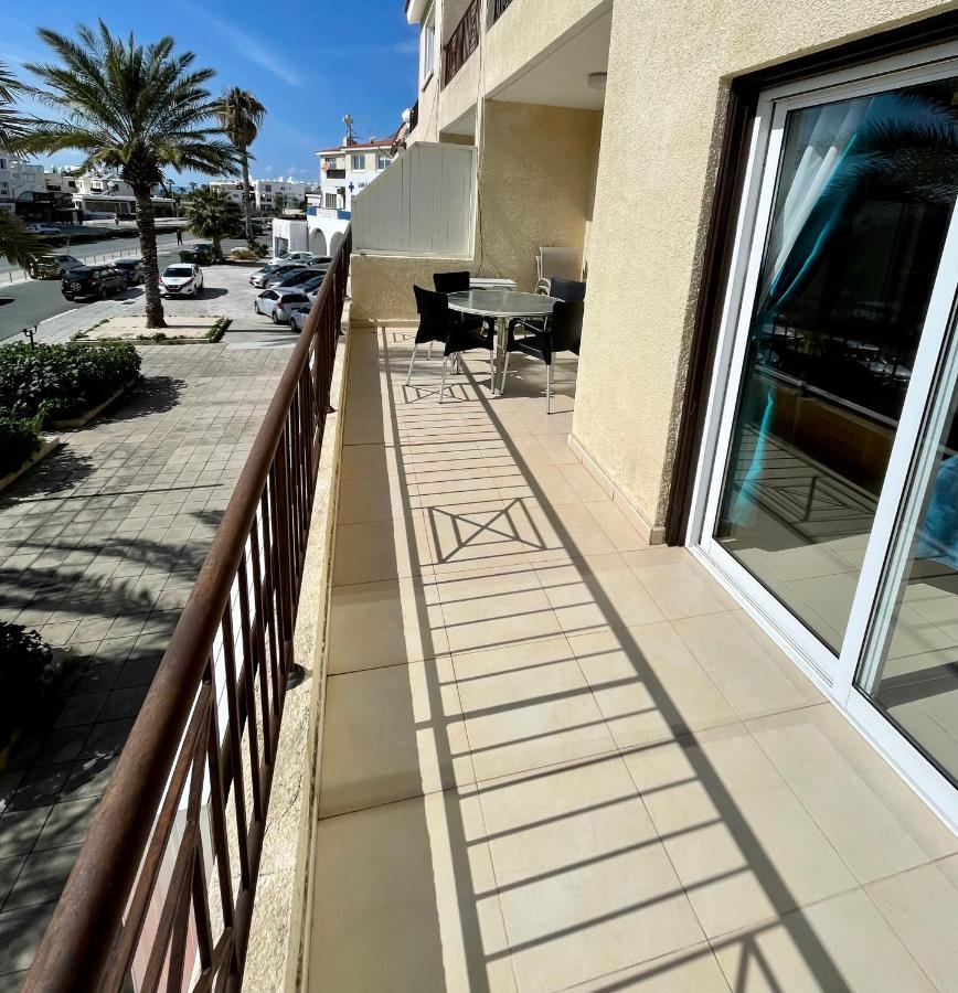 Ferienwohnung 109 Queens Gardens, Paphos Exterior foto